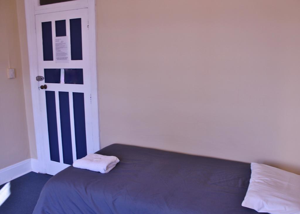 New City Hotel Christchurch Room photo